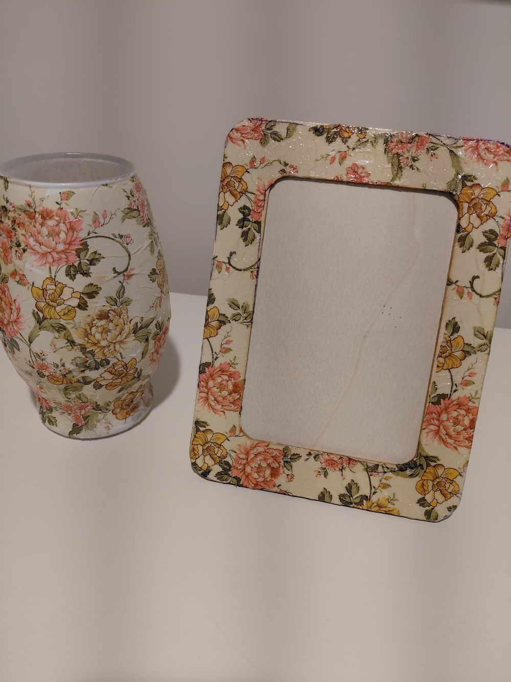 Floral Decoupage Picture Frame and Vase Set - Cream with Pink & Yellow Flowers